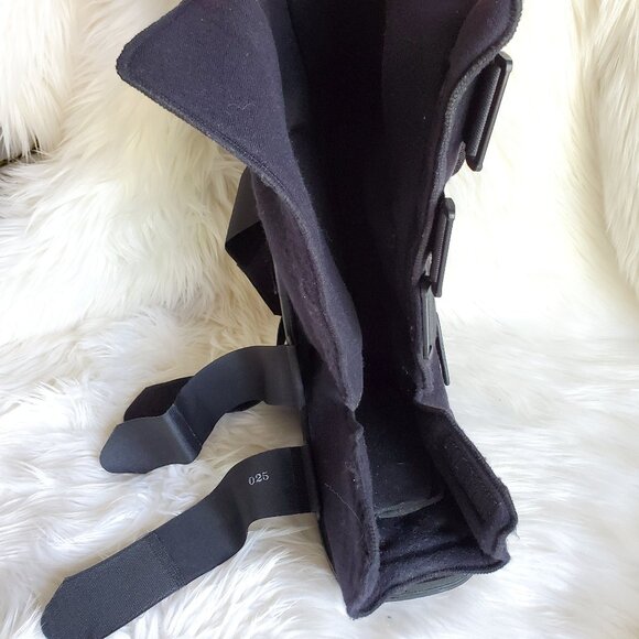 OSSUR Black Walker Air Fracture Boot SZ M - Picture 6 of 10